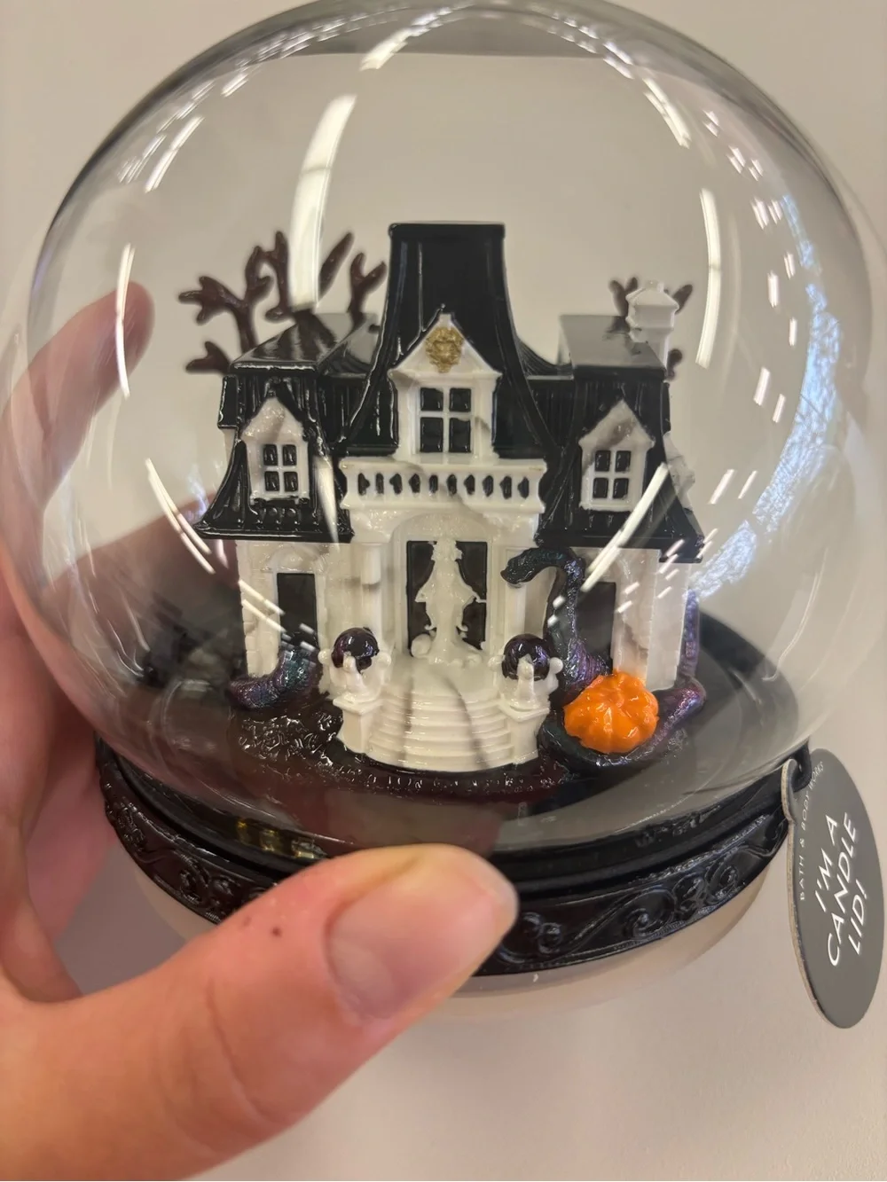 Bath & Body Works Everlasting Magic Halloween Snowglobe Candle
